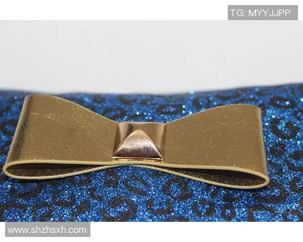 LV足球明星洗漱包时尚与运动的完美结合让你随时展现个性魅力