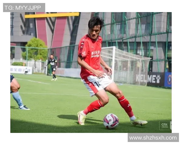 武汉足球队实力揭秘:荣耀背后的拼搏与梦想 武汉足球队实力揭秘:荣耀背后的拼搏与梦想